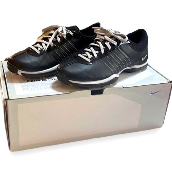 Nike Golf Women's Delight II Soft Spike Shoes Size 8 Black and Gray New with Box - Picture 2 of 8